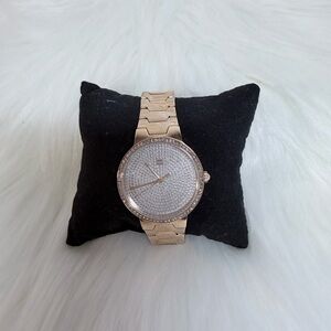 ⏱️Tommy Hilfiger Rose Gold Crystal Pavé Bracelet Watch